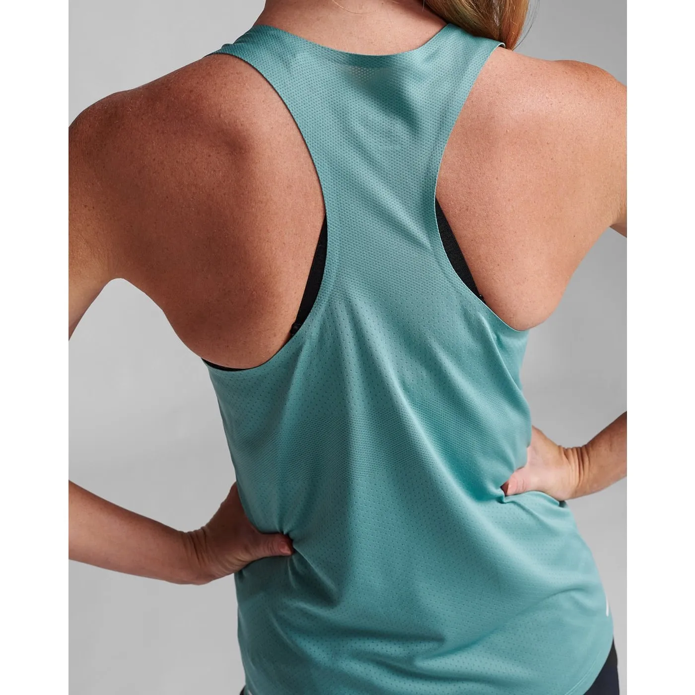 2XU Light Speed Tech Singlet Womens