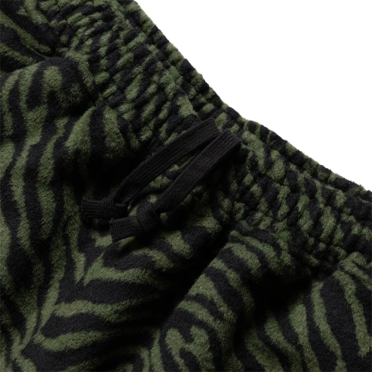 BREAKER FUZZY STRIPE SHORTS