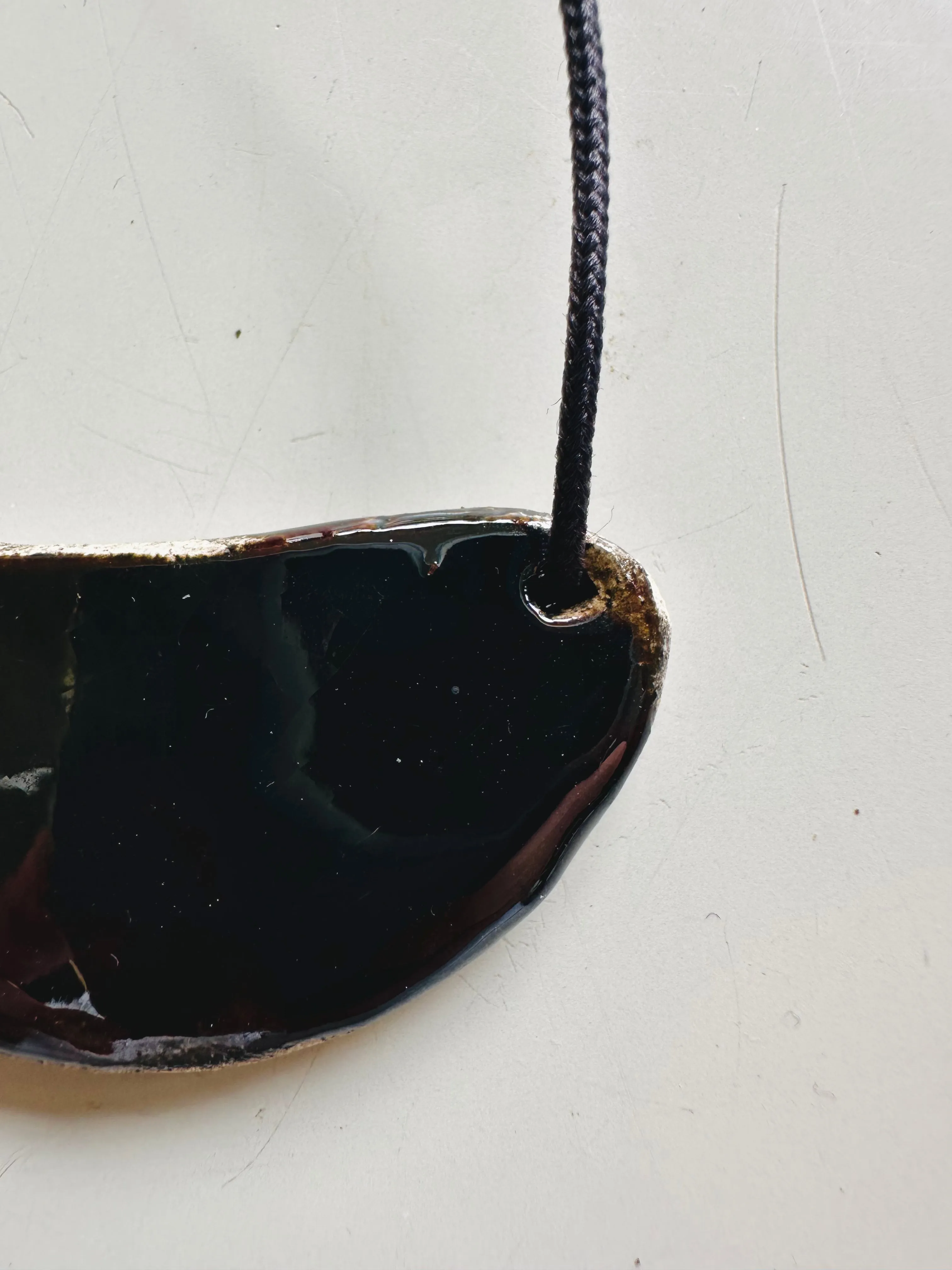 Ceramic Necklace Half Moon — BROWN