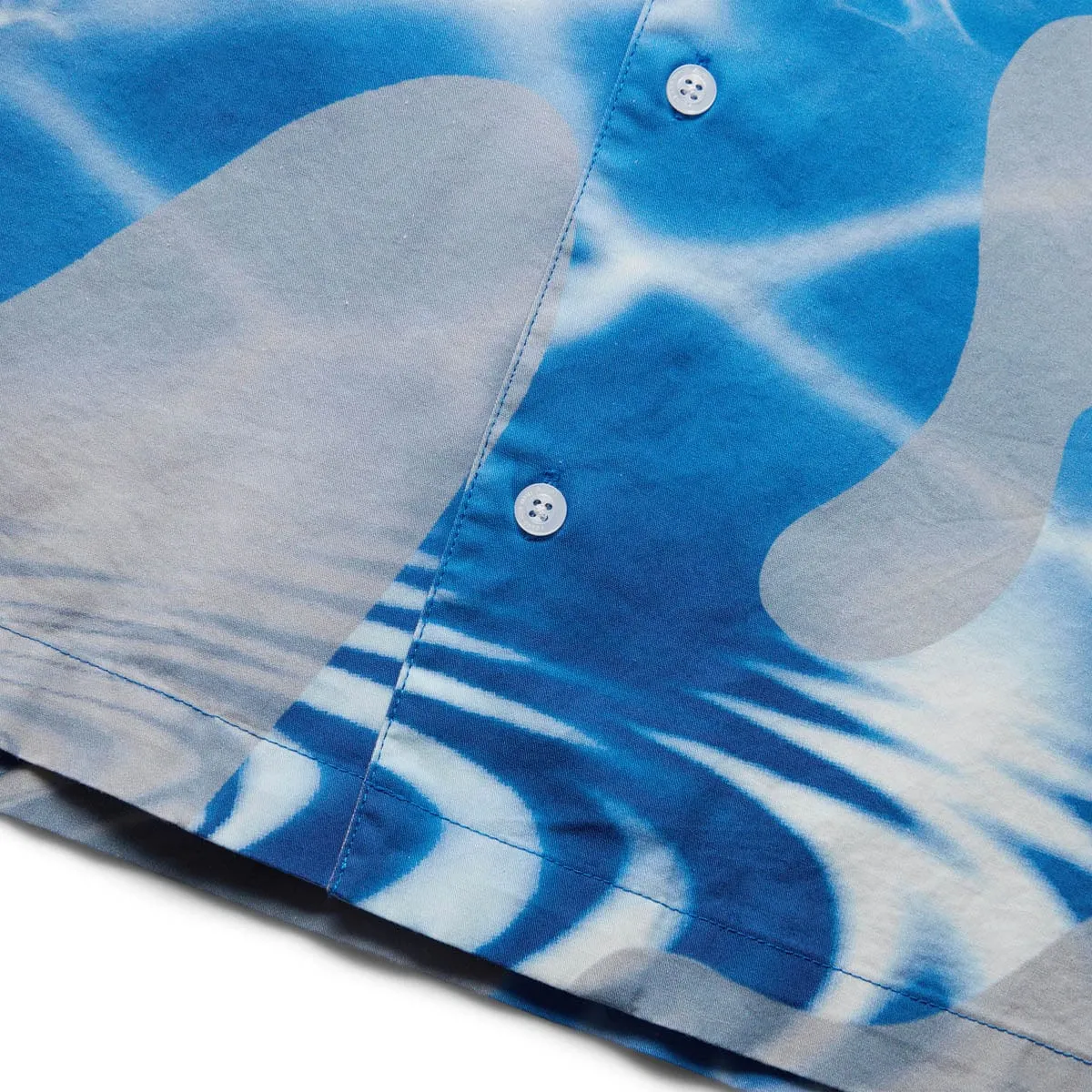 FLOATING ALL OVER SHIRT
