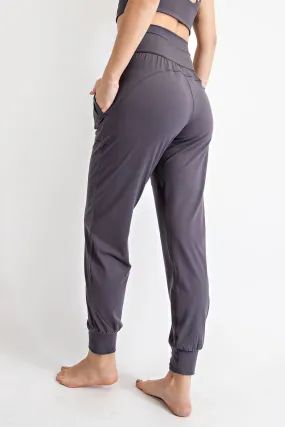 JANELLE JOGGER