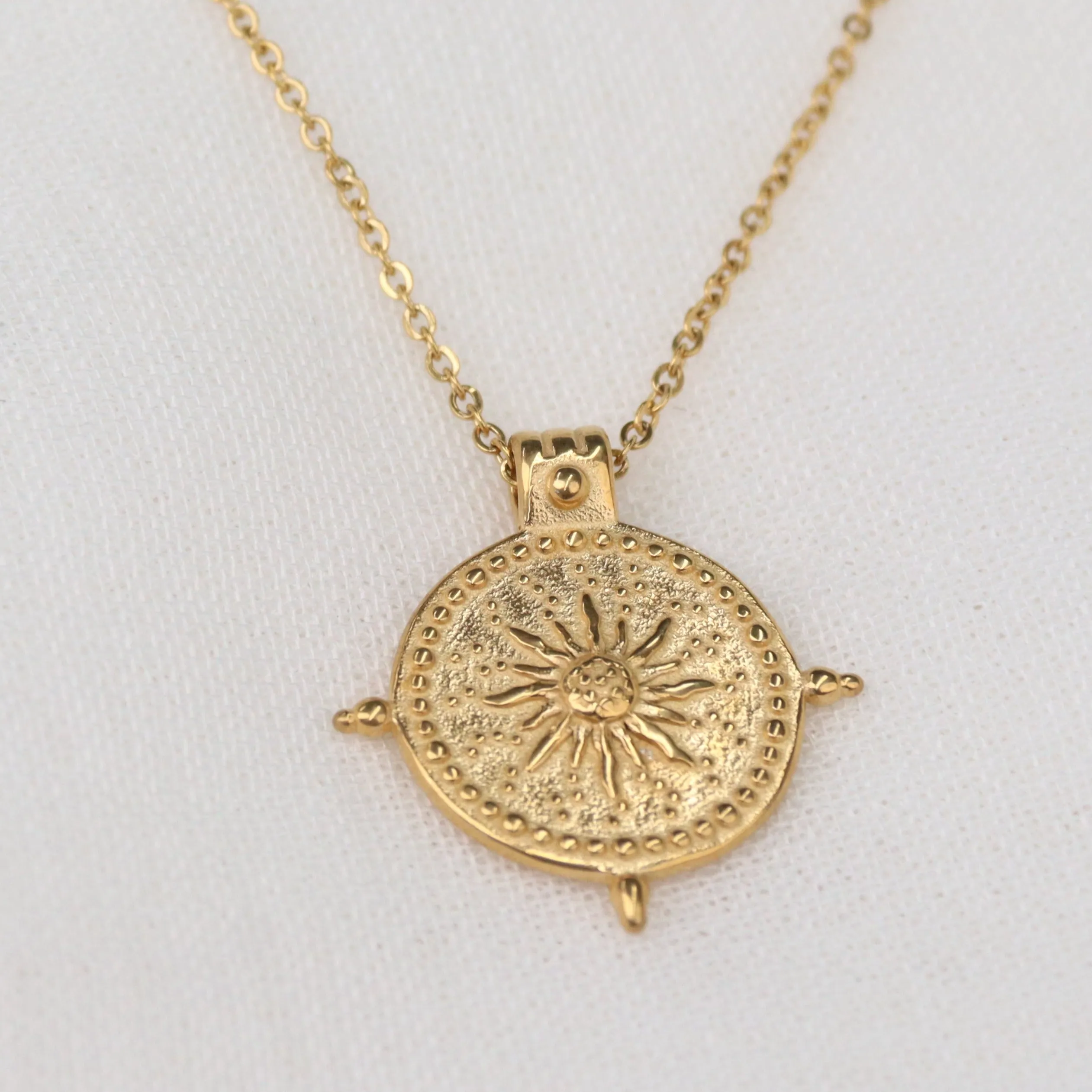 Phai | 18k gold plated Sunburst Pendant Necklace