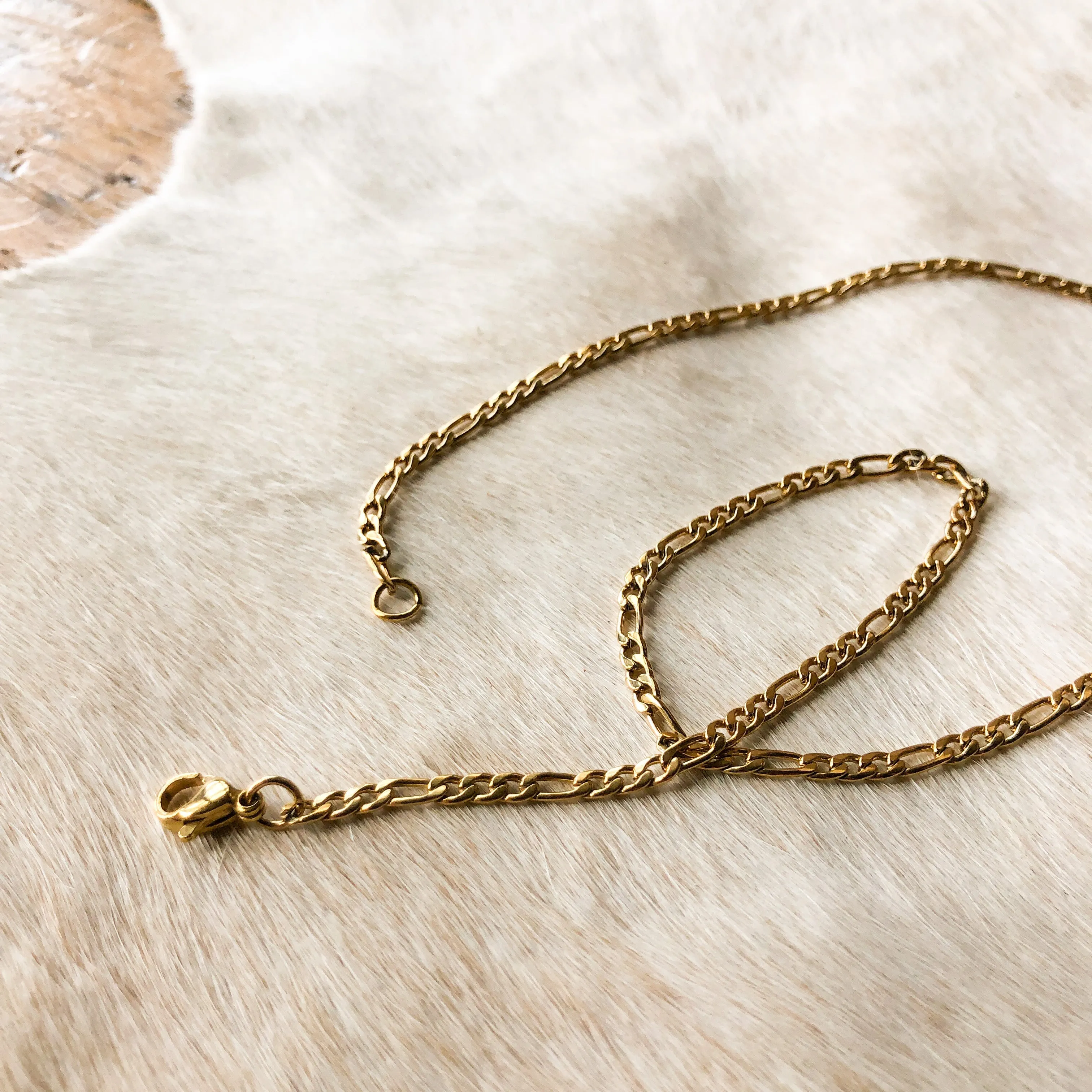 Rowlett Necklace