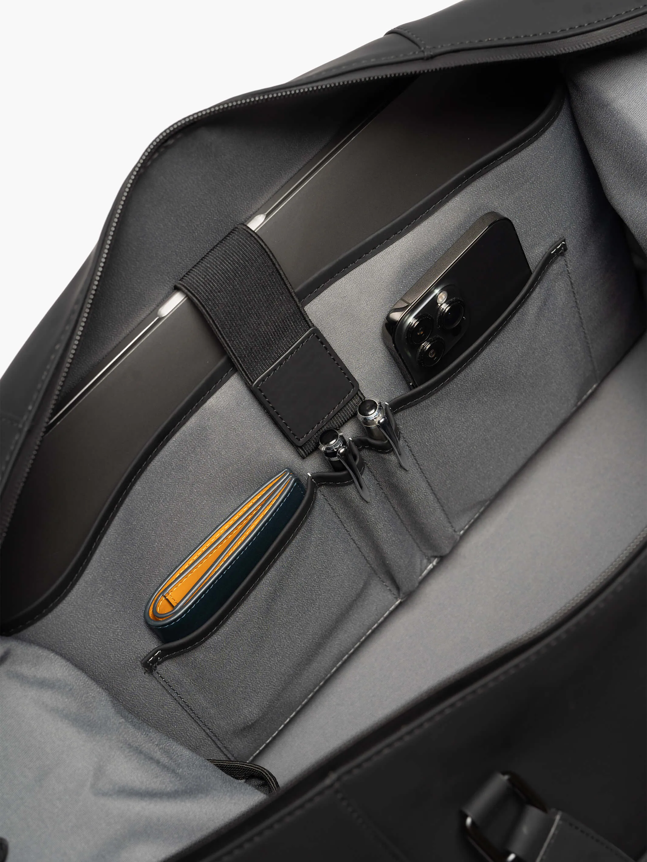 Vista Waterproof Weekender